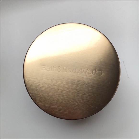 NEW Bath & Body Works 3 Wick Strawberry Pound Cake Candle - Picture 2 of 5